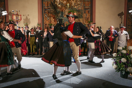 Traditionelle Tänze werden jährlich beim Sennfelder und Gochsheimer Friedens- und Freudenfest dargeboten