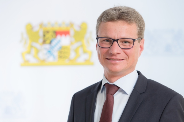 Staatsminister für Wissenschaft und Kunst Bernd Sibler
