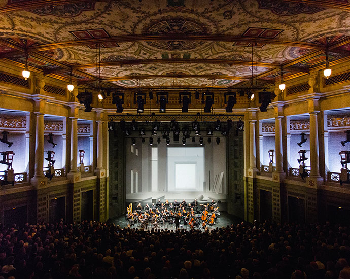 Das Jewish Chamber Orchestra auf der Bühne des Prinzregententheaters