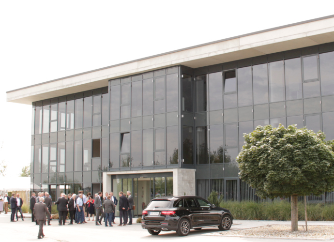 Blick auf den Technologie Campus Hutthurm der TH Deggendorf
