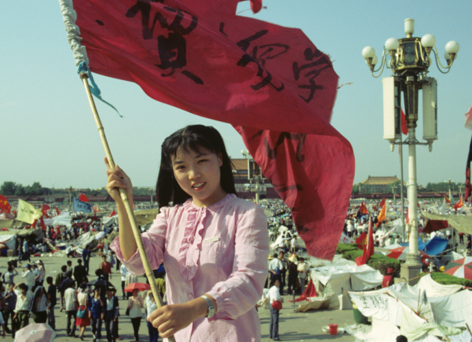 Fotos, die um die Welt gingen: Stundentendemonstration auf dem Platz des Himmlischen Friedens in Peking, 1989: Eines der über 15 Millionen Bilder des STERN Archivs